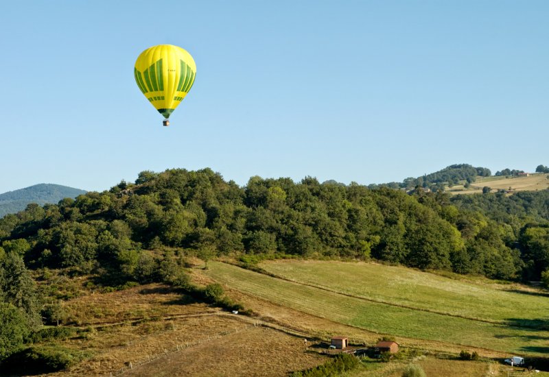 Hot-air balloon flights overlooking Montserrat mountain